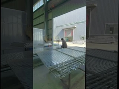 Fabricación en la cual se incluyen: