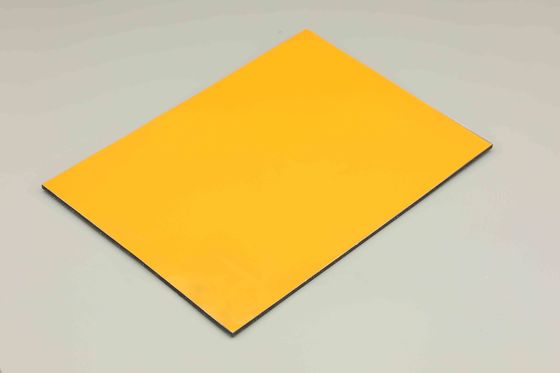 Color amarillo oscuro 3 mm Acp Pe 1300 mm Ancho PE Revestimiento de pared Acp Revestimiento para techos