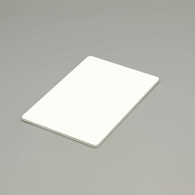 0.03mm a 0.6mm PVDF Panel compuesto de aluminio blanco calificado para el fuego para revestimiento de paredes y techos ACP