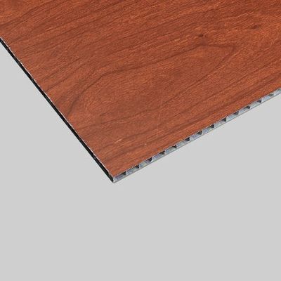 Paneles de núcleo corrugado de aluminio perforado Fr A2 de 4-8 mm para decoración de paredes, techos, remolques y vallas de edificios exteriores