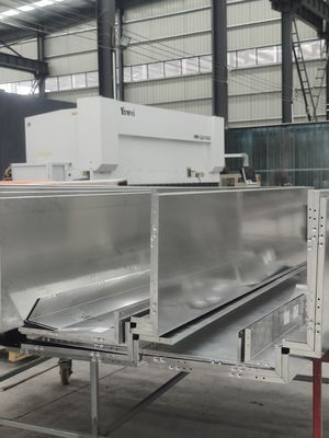 Tamaño no convencional opciones coloridas Veneer de aluminio Fluorocarbono recubierto instalación de pared exterior antiestática