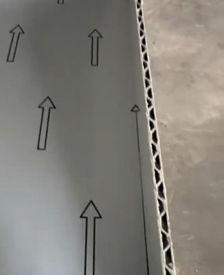 Los paneles corrugados de aluminio A2 combinan seguridad y sofisticación para una decoración de paredes exteriores duradera.