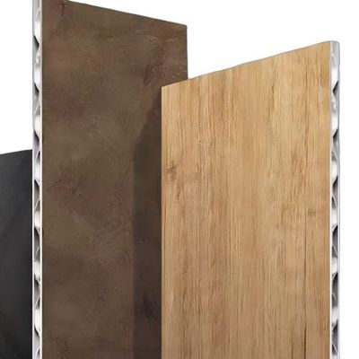 Protección contra incendios del panel 3D de aluminio del grado industrial de 4m m para las actualizaciones exteriores e interiores del revestimiento de la fachada del techo y de la pared